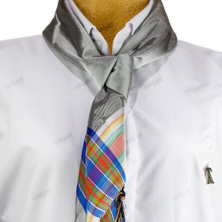 دستمال یزدی ابریشمی نقره‌ای تراکم بالا سایز 65×65سایز بزرگ