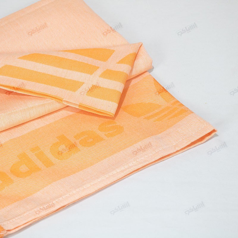 بافت لطیف و ابریشم‌گونه حوله ویسکوز رنگی