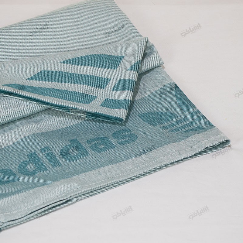 بافت ویسکوز باکیفیت و رنگ سبز تیره خاص و بادوام