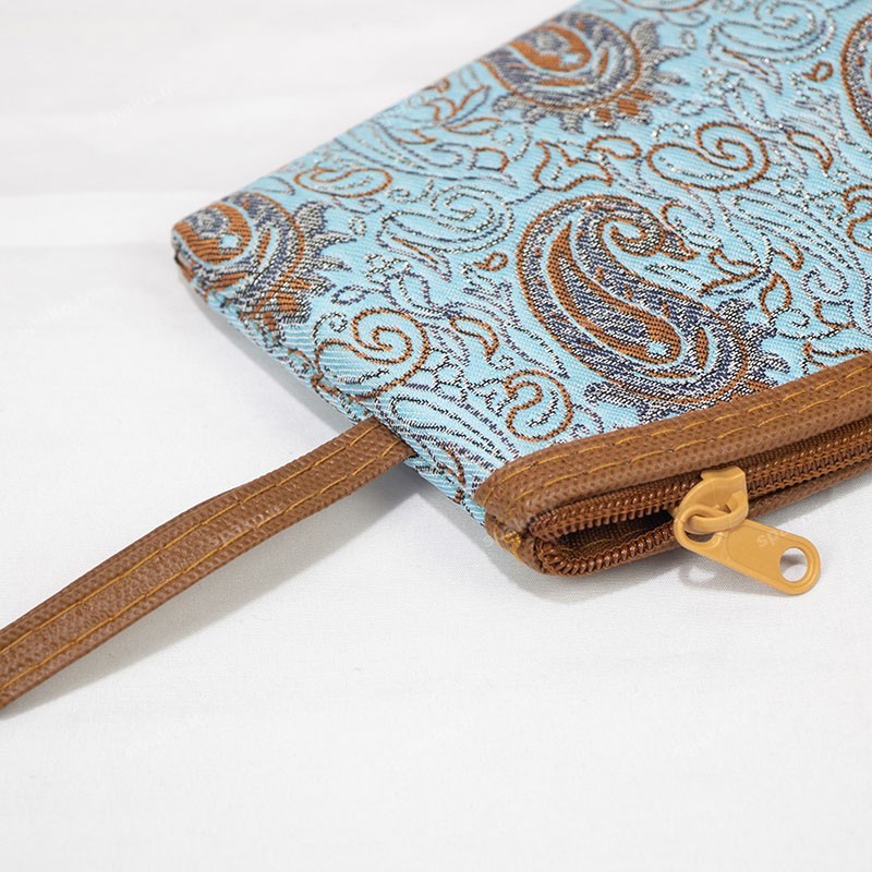 خرید کیف آرایشی ترمه فیروزه‌ای مناسب هدیه و سوغات